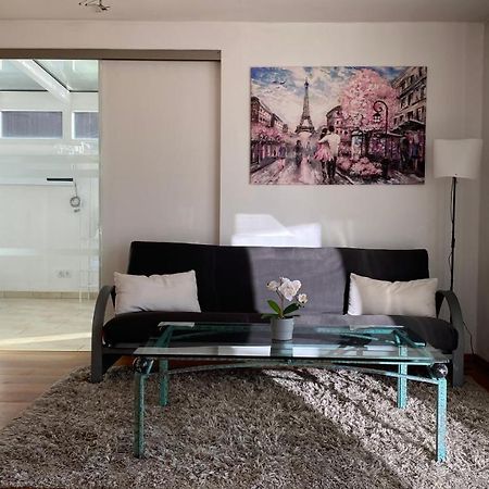 Fewo Luxus Wohnung Im Eigenen Ferienhaus, 120 Qm, Naehe Regensburg Mit Balkon, Terrasse & Garten, Gute Zuganbindung Laber Exterior foto
